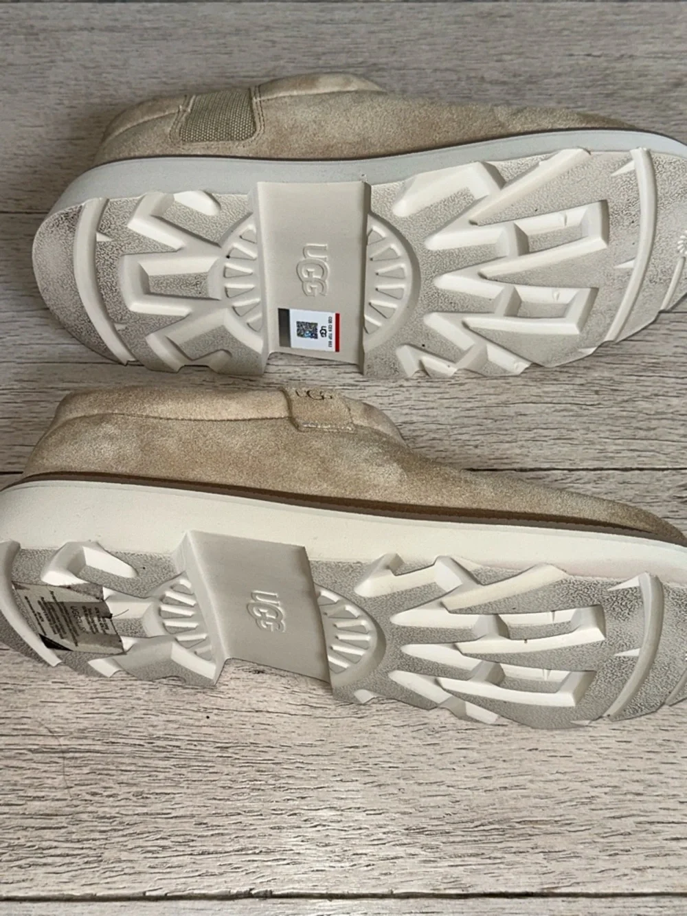 My UGG Cozy house slippers size 10 (used)